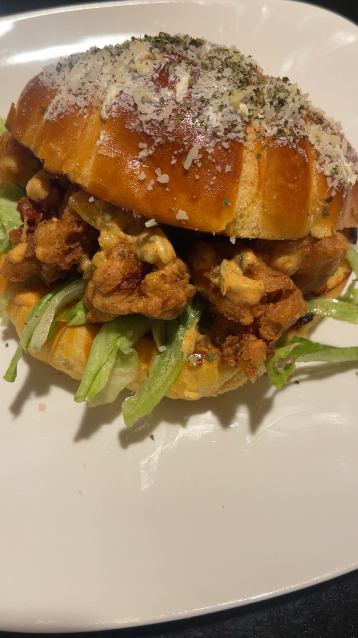 Crispy chicken sandwich